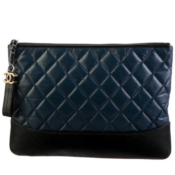 Chanel Small Gabriel O Case - Picture 12 of 14